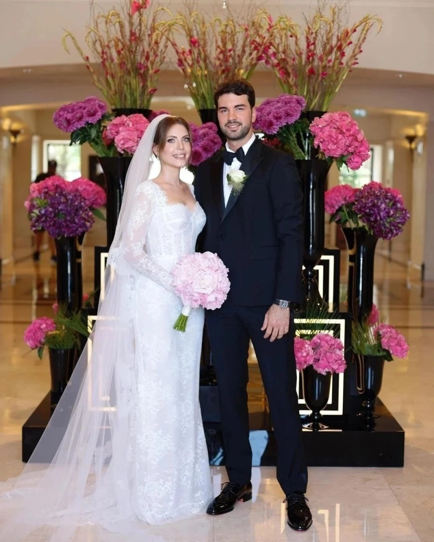 Eda Ece ve Buğrahan Tuncer'in Tekne Keyfi