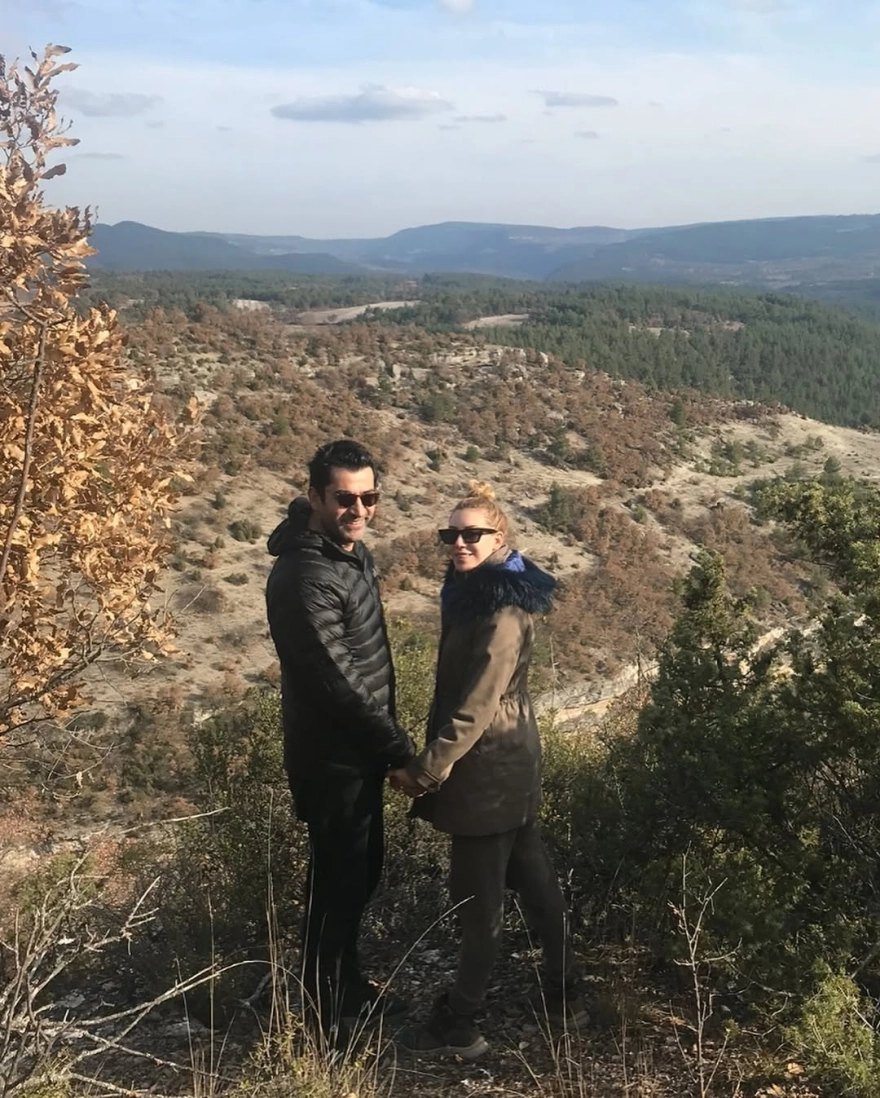 Sinem Kobal'dan romantik paylaşım: 'İyi ki doğdun sevgilim'