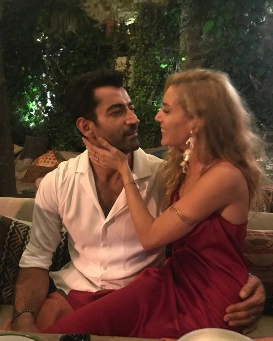 Sinem Kobal'dan romantik paylaşım: 'İyi ki doğdun sevgilim'