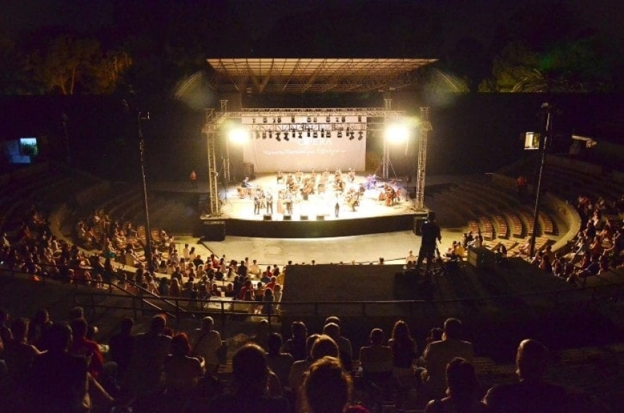 Dünya Yıldızları Efes Antik Tiyatrosu'nda Sahneye Çıkacak