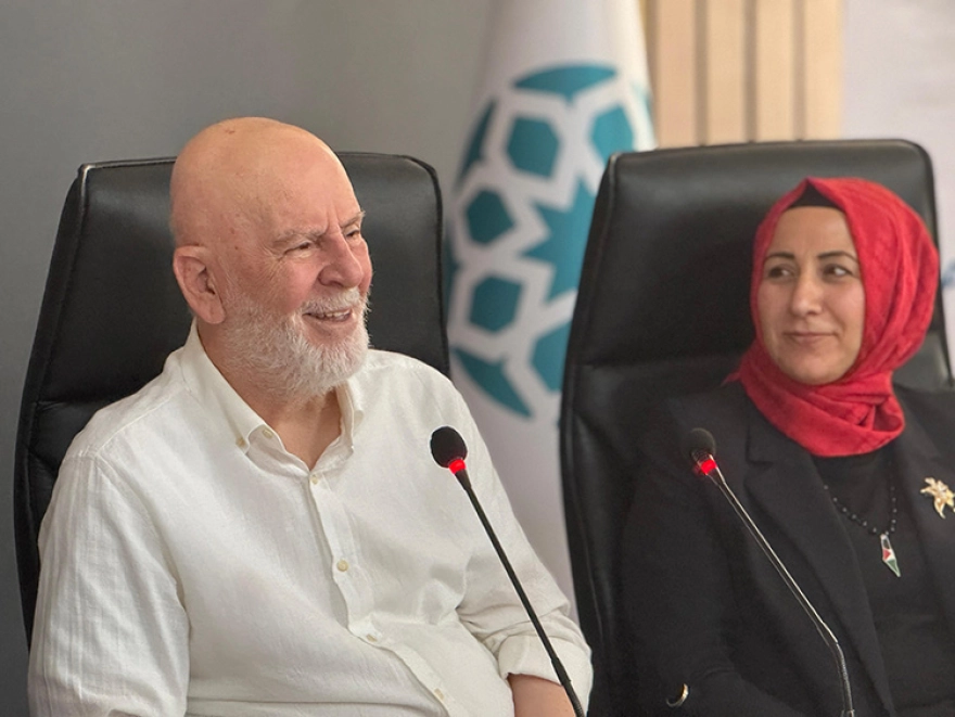 Yazar Mustafa Kutlu Öğretmenlerle Anadolu Mektebi Yazar Okumaları Programı'nda Buluştu