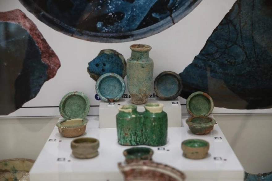 Sırlı Seramikler Gün Yüzüne Çıktı: Her Biri Bir Sanat Eseri