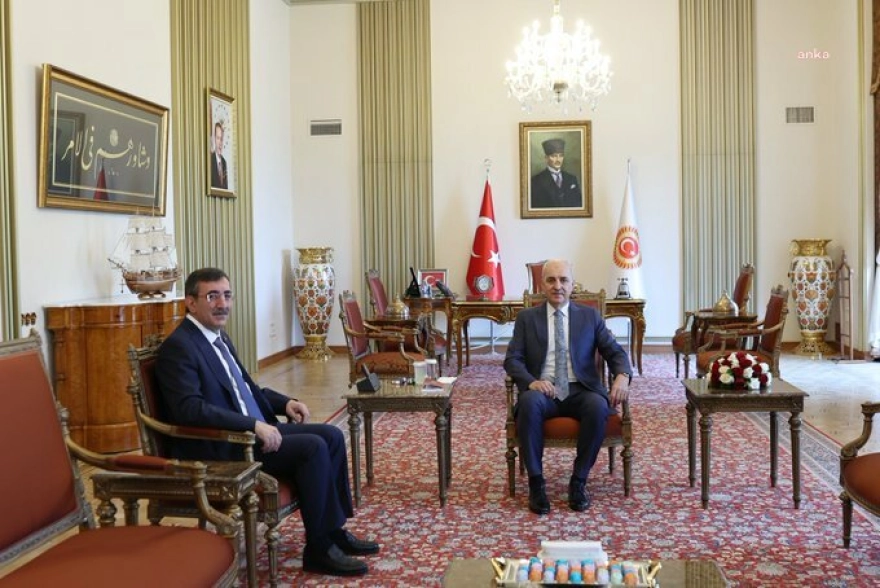 TBMM Başkanı Kurtulmuş, Cumhurbaşkanı Yardımcısı Yılmaz ve Bakan Şimşek ile görüştü