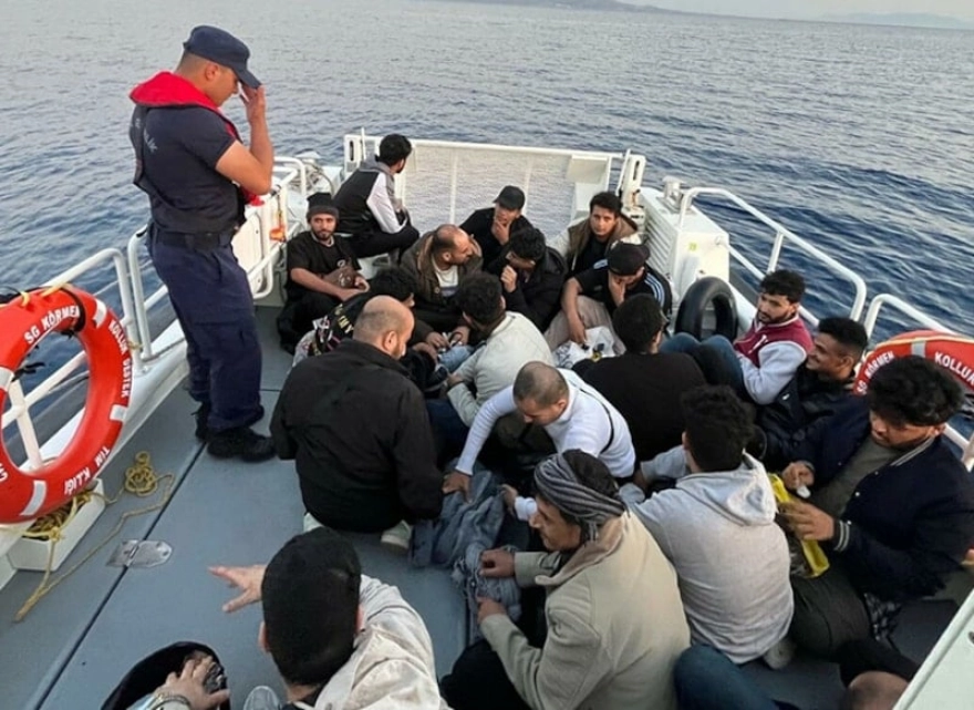 Muğla açıklarında kaçak göçmenler kurtarıldı