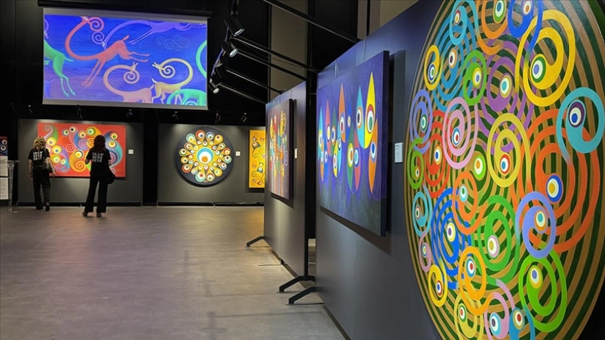 Ressam Ömer Onay'ın 