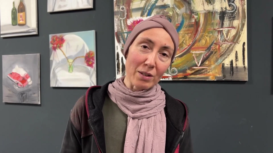 Kuzey Bavyera Türk-Alman Kadınlar Kulübü üyesi Ebru Gümüş'ün Münih'te açtığı “Hayat Şartları” adlı resim sergisi büyük ilgi gördü.