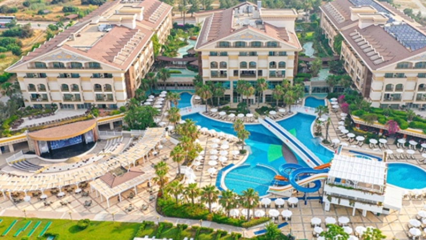 Beş yıldızlı oteldeki tahliye kararı: İmara aykırı yapılar ve ödenmeyen hasılat payı