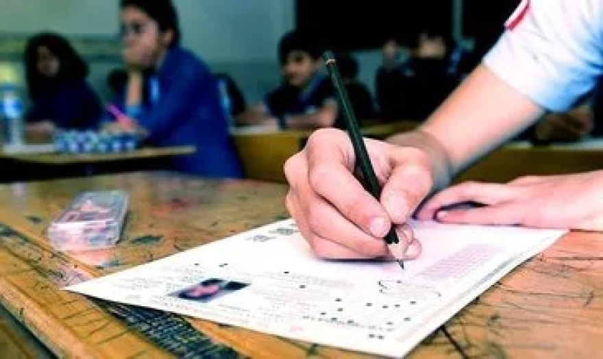 Yükseköğretim Kurumları Sınavı'nın ilk oturumu bugün başlıyor. Milyonlarca öğrenci üniversite hayallerine doğru ilerliyor.