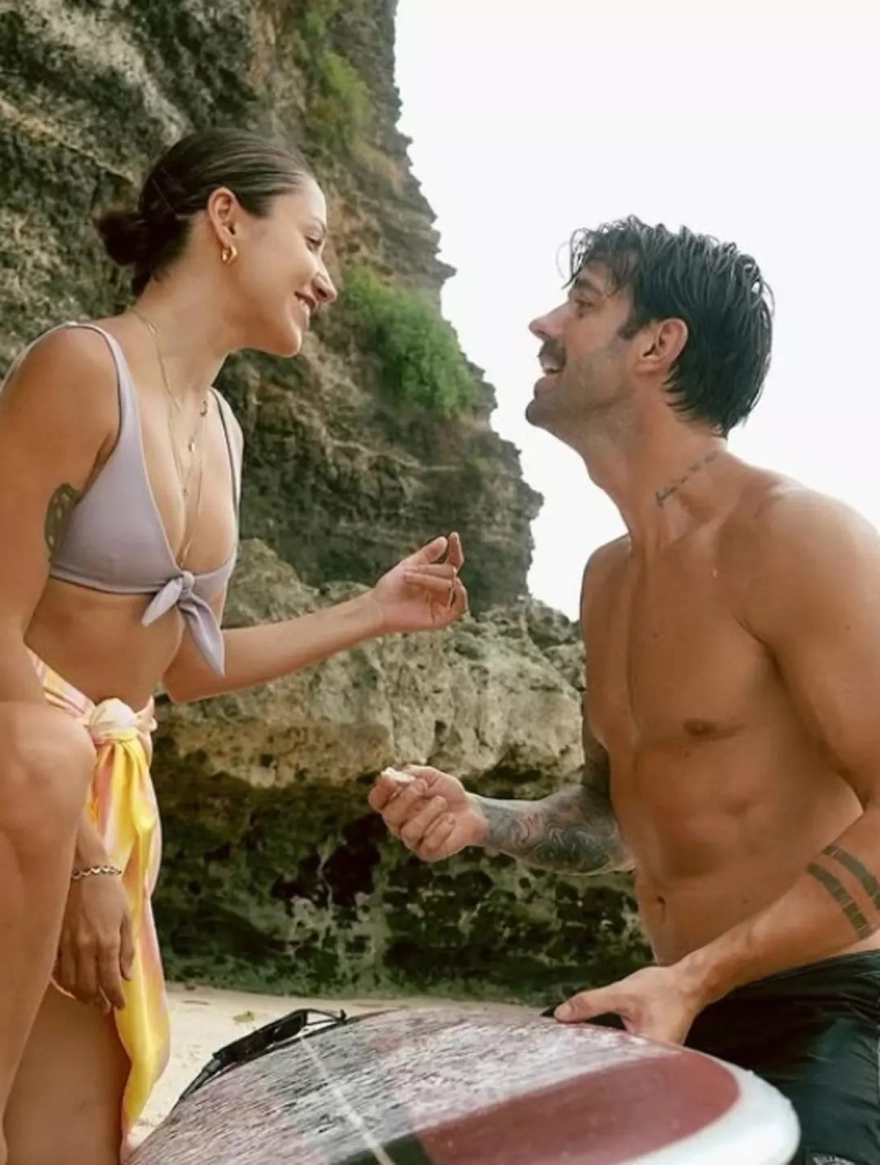 'En seksi Türk kadını' seçilen ismin bikinili paylaşımına yoğun ilgi