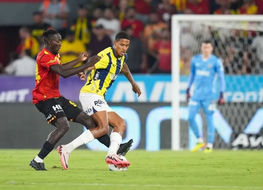 Fenerbahçe'den Ferdi Kadıoğlu için Şaşırtan Hamle!