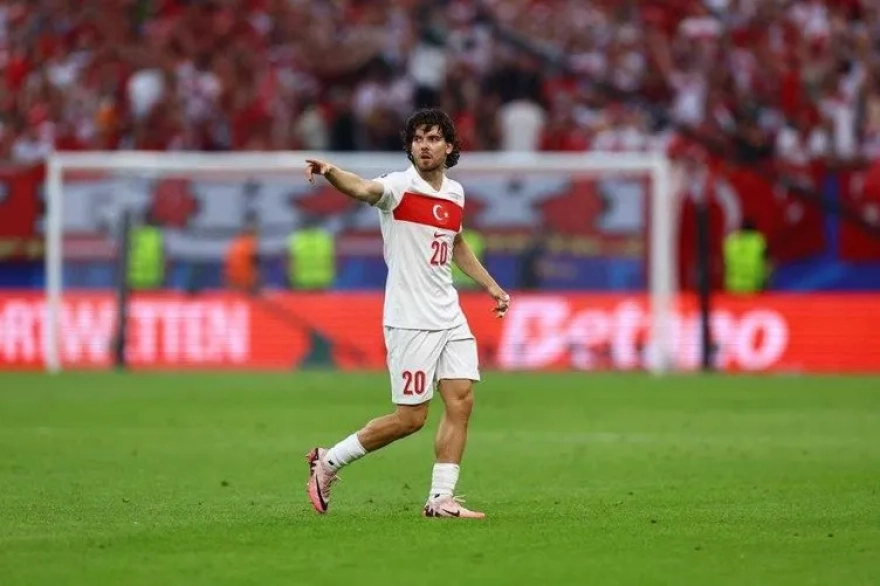 Fenerbahçe'den Ferdi Kadıoğlu için Şaşırtan Hamle!