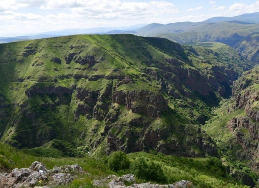 Şeytan Kalesi'ne Efsanevi Bir Bakış Açısı
