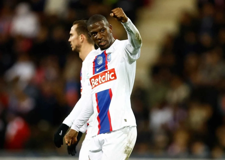 Fenerbahçe'ye PSG'den yeni defans oyuncusu: Skriniar sonrası transfer hamlesi