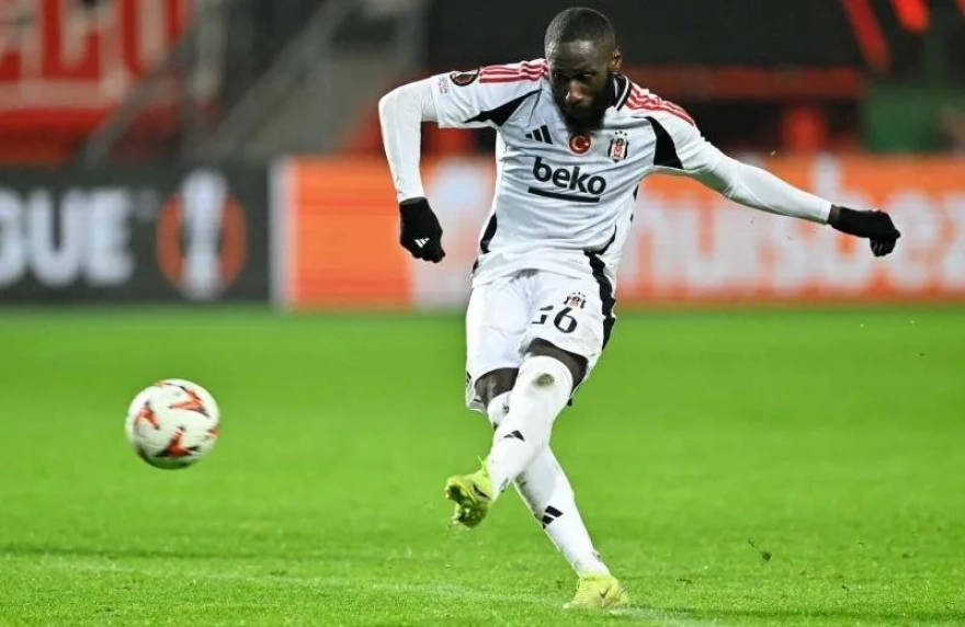 Beşiktaş'ta Yeni Sezonun İlk Transferi Gerçekleşti: David Jurasek İstanbul'a Geliyor