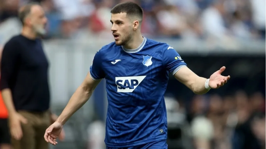 Beşiktaş'ta Yeni Sezonun İlk Transferi Gerçekleşti: David Jurasek İstanbul'a Geliyor