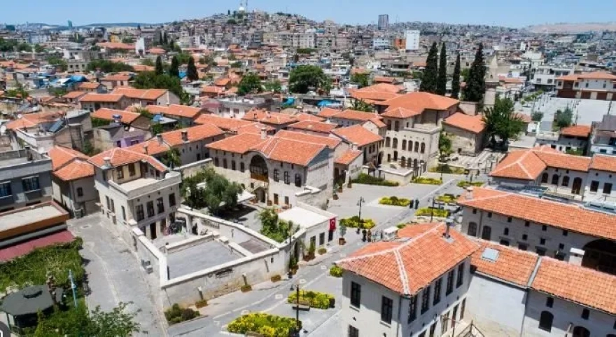 Türkiye'nin en kalabalık ilçesi belirlendi: 57 ilden daha büyük