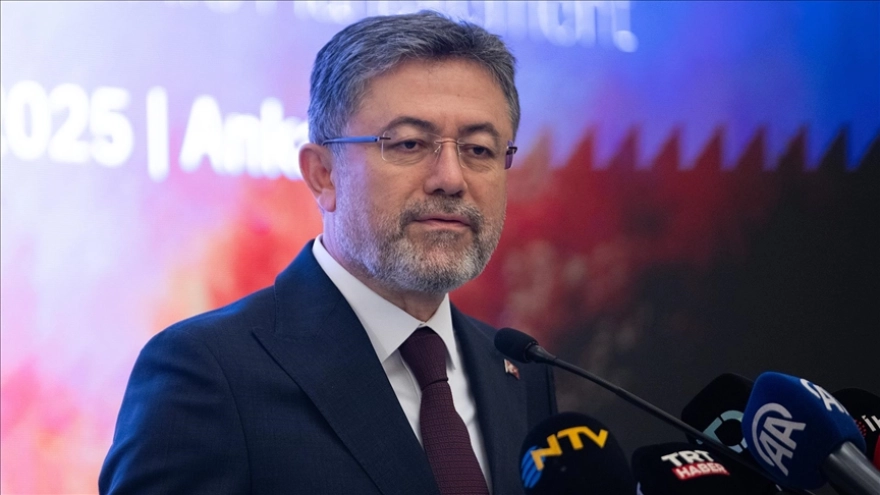 Tarım ve Orman Bakanı Yumaklı'dan Orman Yangınları Hakkında Uyarı