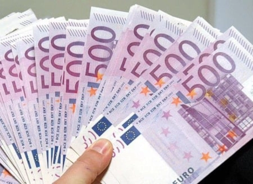 Almanya'da saatlik ücretler yükselirken, Türkiye'de günlük ücretler yetersiz kalıyor