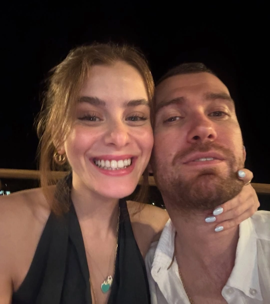 Oğulcan Engin ve İlayda Alişan ikinci yıl dönümlerini kutladı