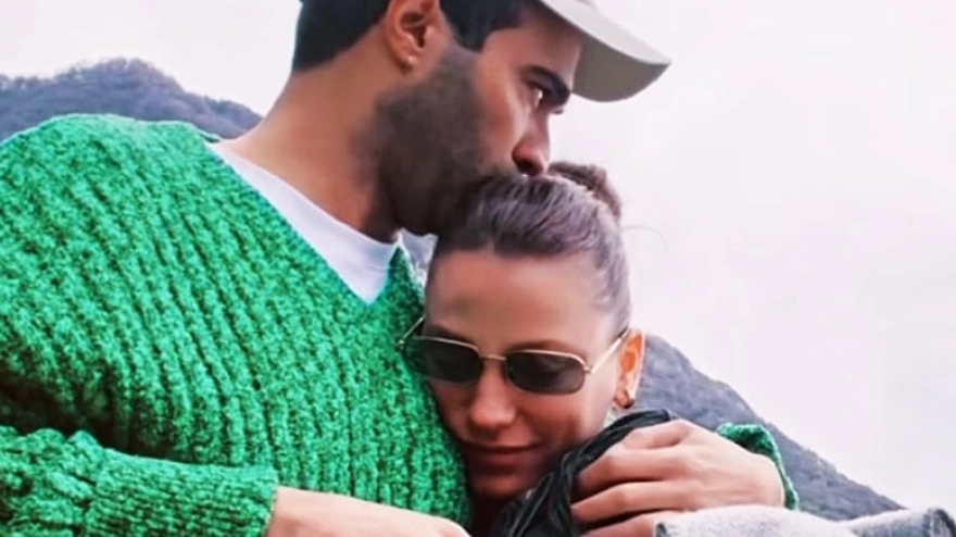 Serenay Sarıkaya, 33. yaşını sevgilisi Mert Demir ile kutladı