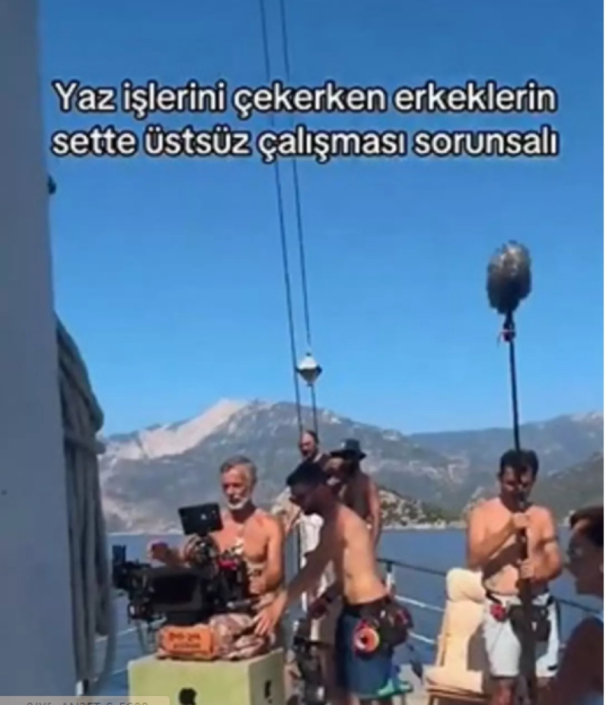Şebnem Bozoklu Film Setindeki 'Üstsüz Çalışma' Durumunu Gündeme Taşıdı
