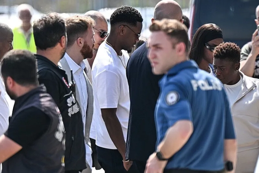 Mourinho'nun yeni sezon öncesi sürpriz bir talebi oldu, çalışmalar başladı