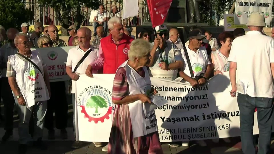 Emekliler Kadıköy'den Hükümete Seslendi: 