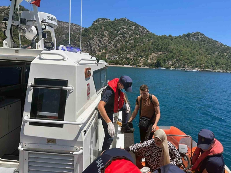 Marmaris'te karadan ulaşılamayan bölgede 21 düzensiz göçmen yakalandı