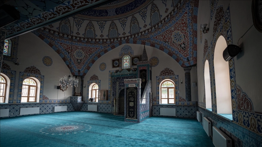 Erzurum'daki inanç turizmi merkezlerinden Abdurrahman Gazi Türbesi restore ediliyor.