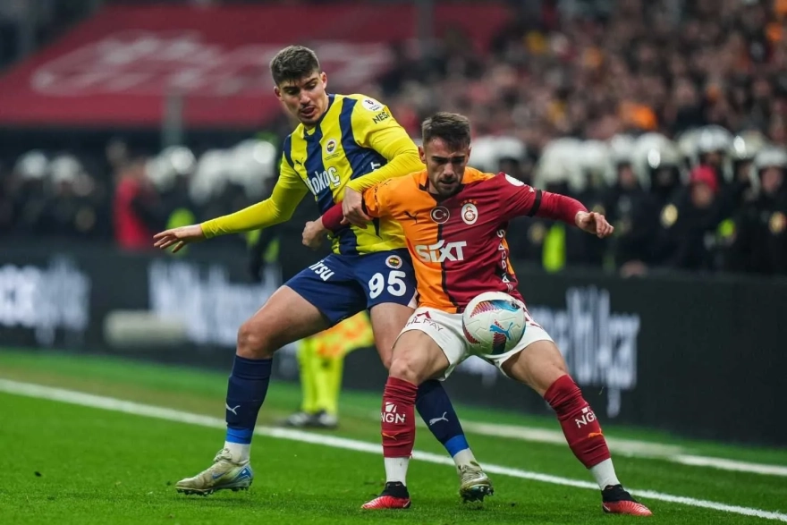 Galatasaray'da Yunus Akgün'ün sözleşme imzalayamamasının nedeni ortaya çıktı