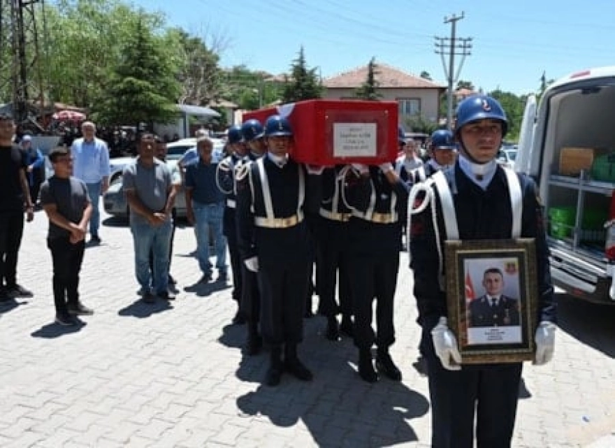 Genç Astsubay Veda Etti