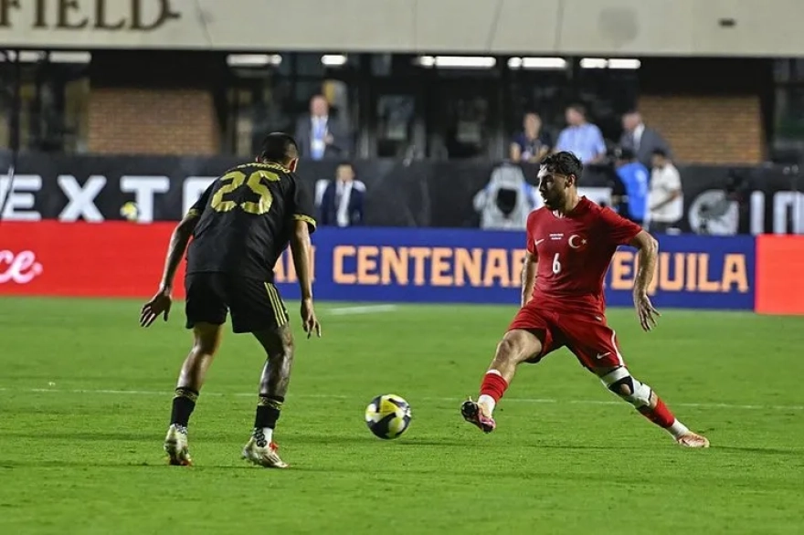 Ünlü Gazeteci Duyurdu: Orkun Kökçü Beşiktaş'a Geliyor!