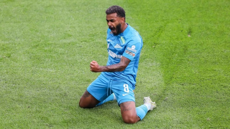 Fenerbahçe, Brezilyalı yıldızla görüşmelere başladı; Mourinho transferde ısrarcı