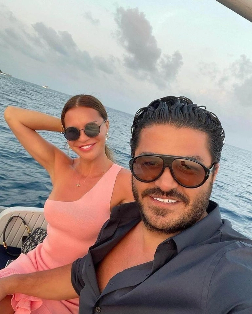 Ebru Şallı'nın Annesiyle Çektiği Fotoğraflar Büyük İlgi Gördü