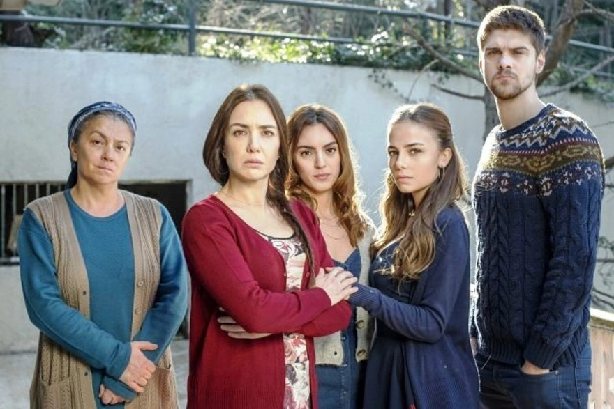 Mine Tugay, Mobbing İddialarını Reddediyor