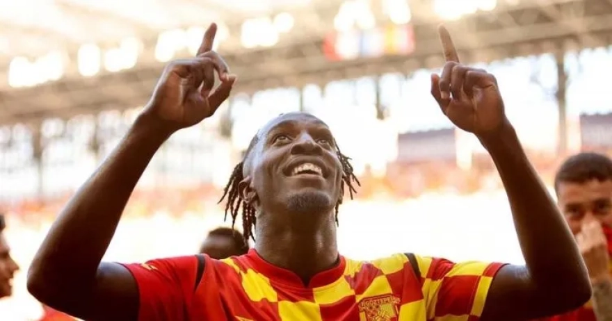 Göztepe, Solet ile yollarını ayırdı