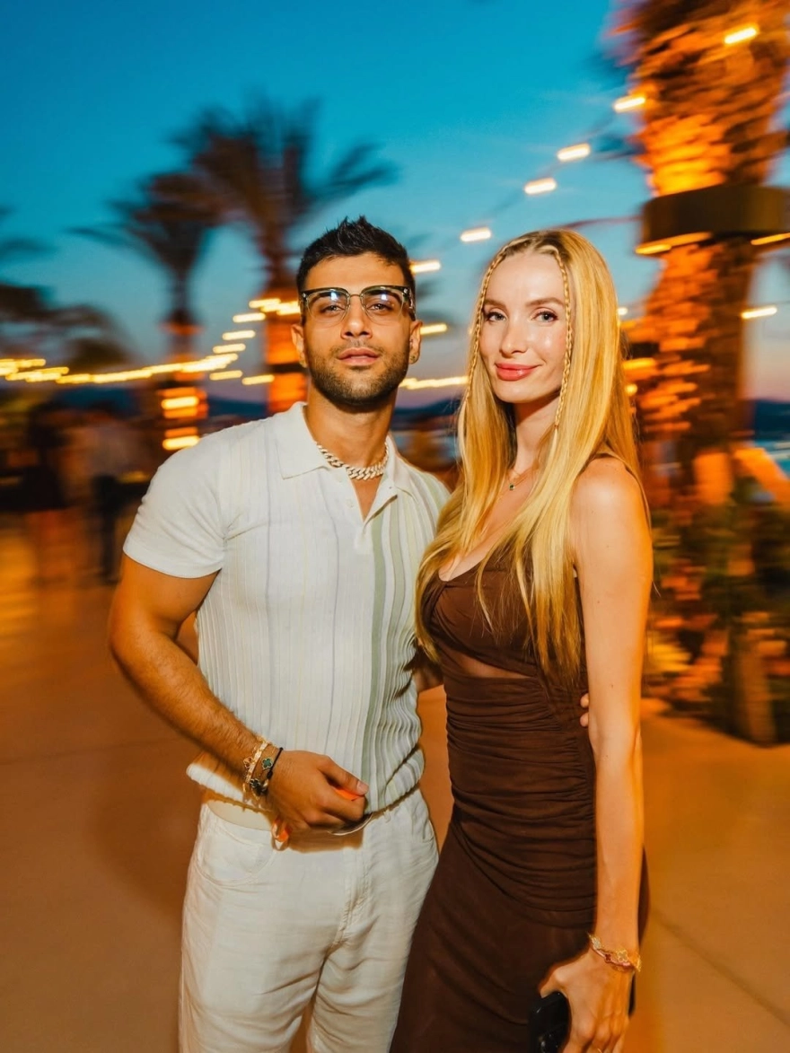 Reynmen, Üzerine Para Atılmasına Sinirlendi: 'Çıkışta Seninle Görüşelim'