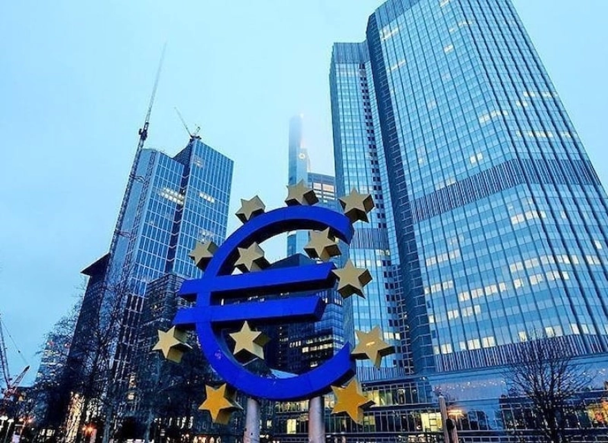 Euro Bölgesi'nde Şirketlerin Kredi Talebi Artıyor