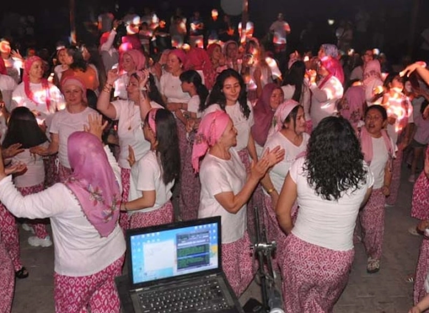 Salihli'nin Kemer ve Kale mahallelerinde yaşayan kadınlar, erkeklere kapalı 