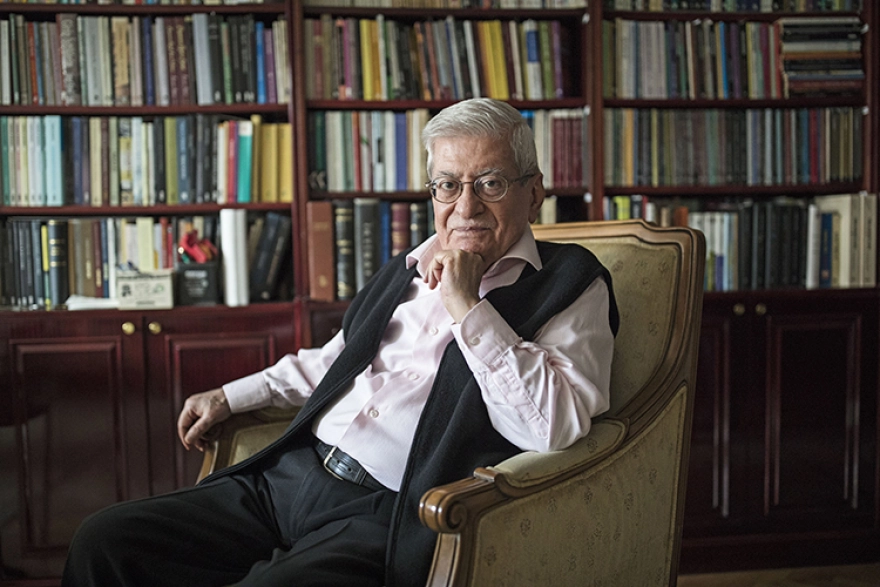 Rasim Özdenören: İslam Medeniyeti Odaklı Bir Yazar