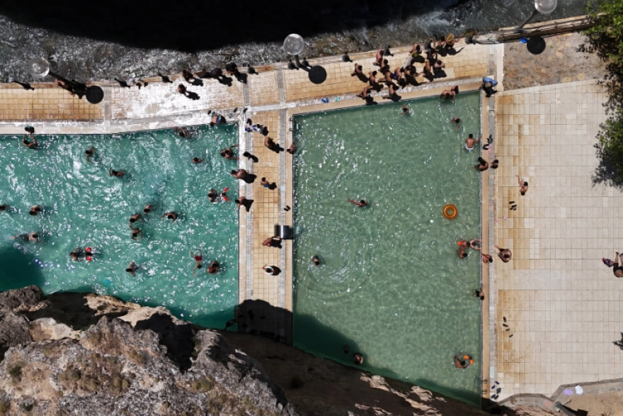 Hava sıcaklığı altı ilde 40 dereceyi geçti