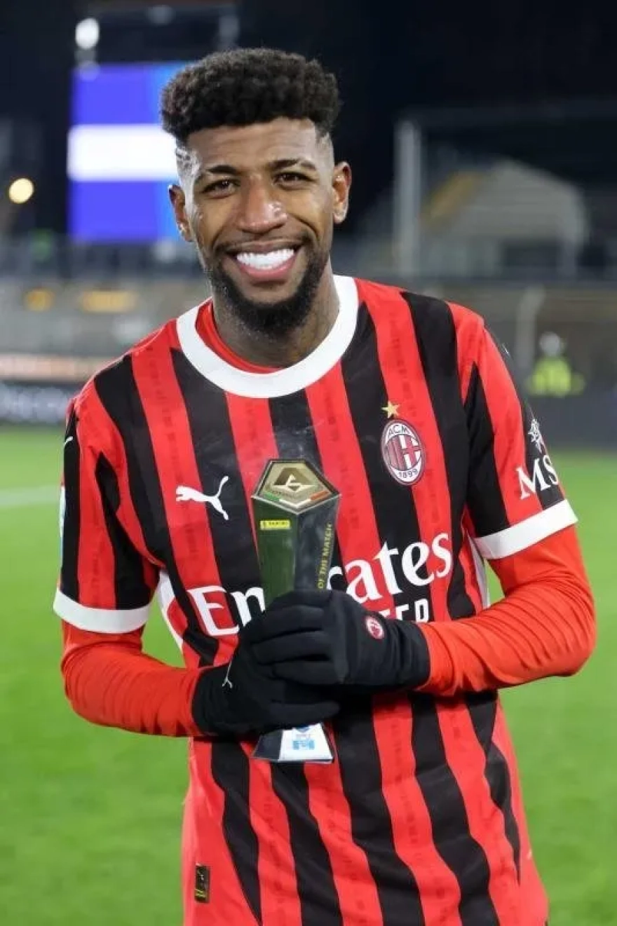 Beşiktaş sağ bek transferini tamamladı; Milan'ın yıldızı İstanbul'a geliyor.