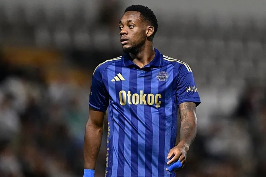 Al-Ittihad maçı sonrası Mourinho'nun açıklamaları gündemde, taraftarlar tepkili