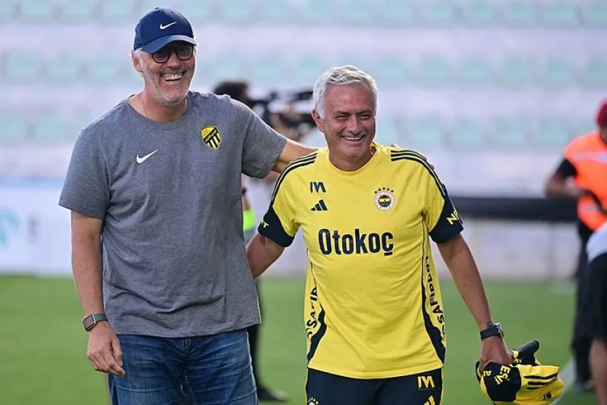 Al-Ittihad maçı sonrası Mourinho'nun açıklamaları gündemde, taraftarlar tepkili