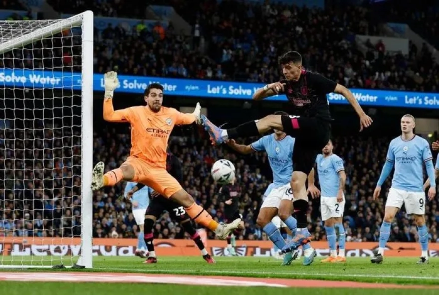 Fenerbahçe, Manchester City'den kaleci transferi için görüşmelerde bulunuyor