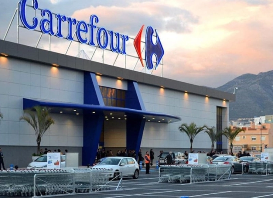 Carrefour, İtalya'daki tüm süpermarketlerini sattı