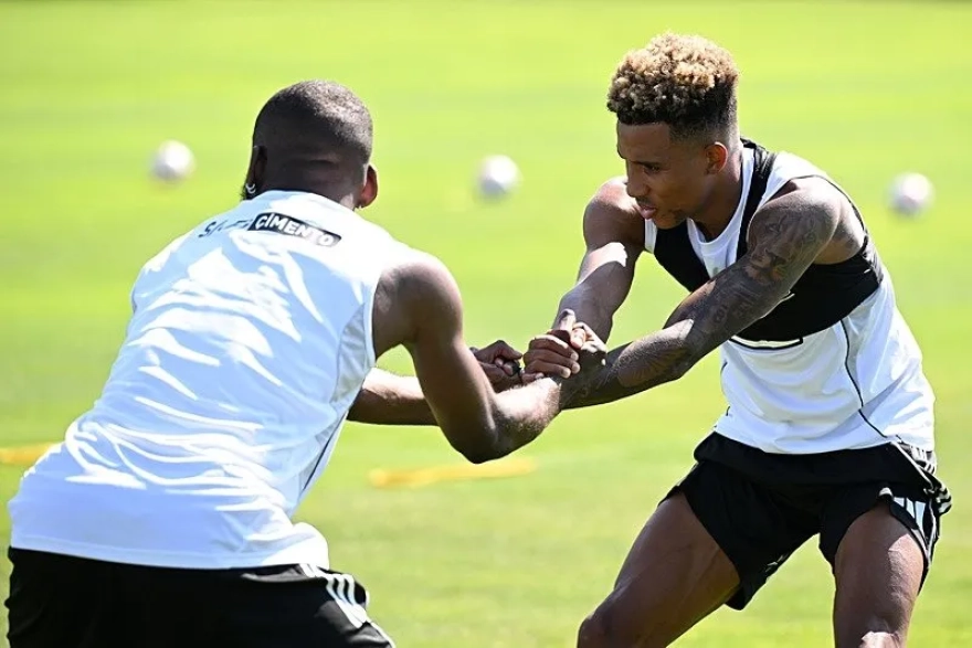 Beşiktaş'ta Gedson Fernandes'in ardından üç ayrılık daha yaşanıyor