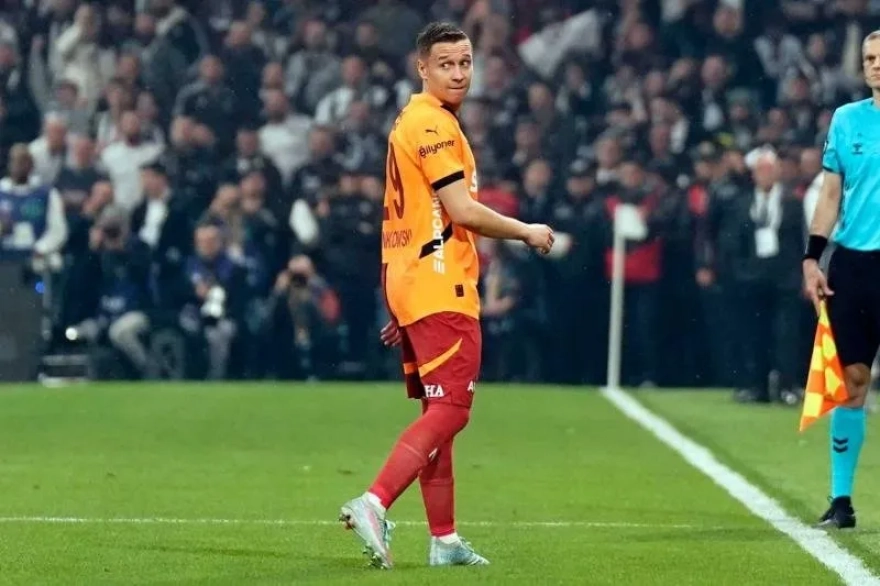 Galatasaray'ın yıldız oyuncusu yeni takımıyla anlaşmaya vardı; bonservis bedeli belirlendi.