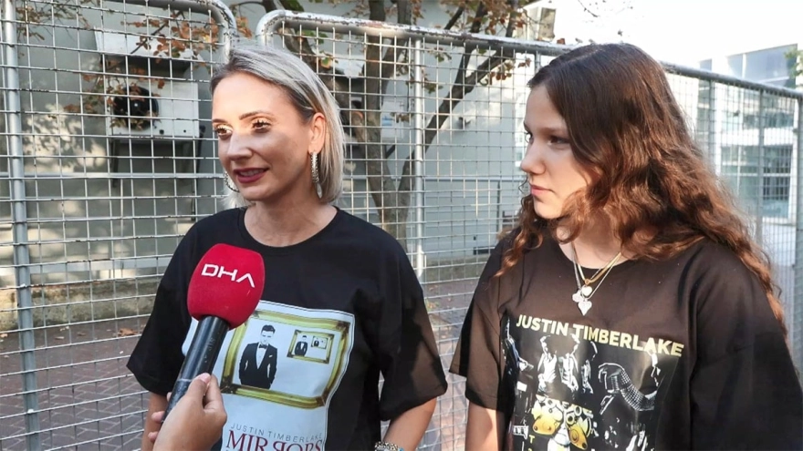 Justin Timberlake, 11 yıl aradan sonra İstanbul'da sahne aldı ve hayranları uzun kuyruklar oluşturdu