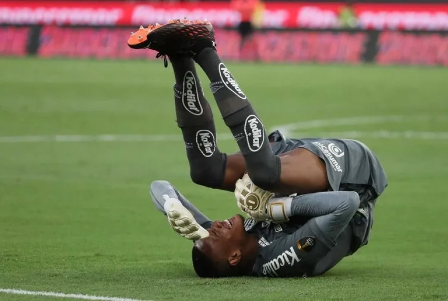 Galatasaray'a hiç duyulmamış sürpriz kaleci ismi